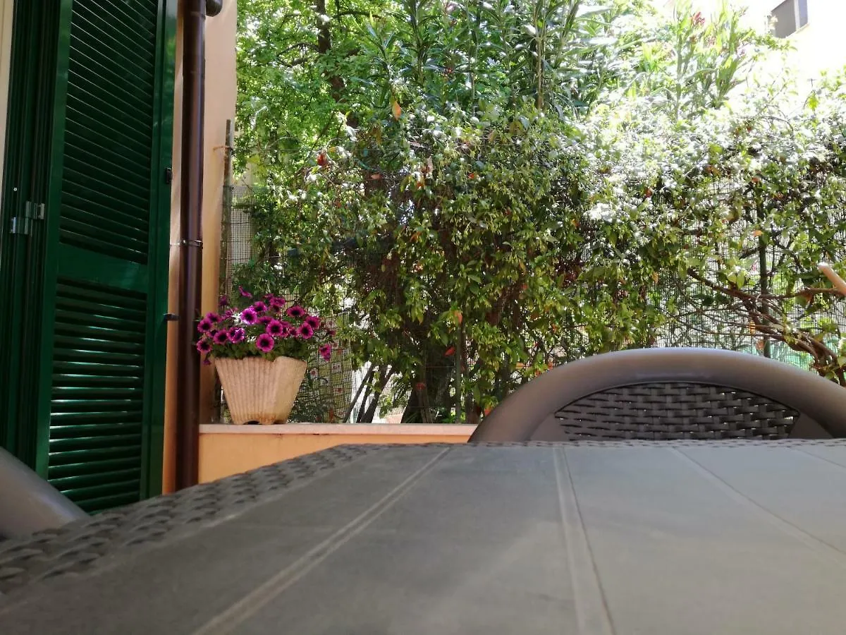 Apartment Casa Ranieri Roma Hotel